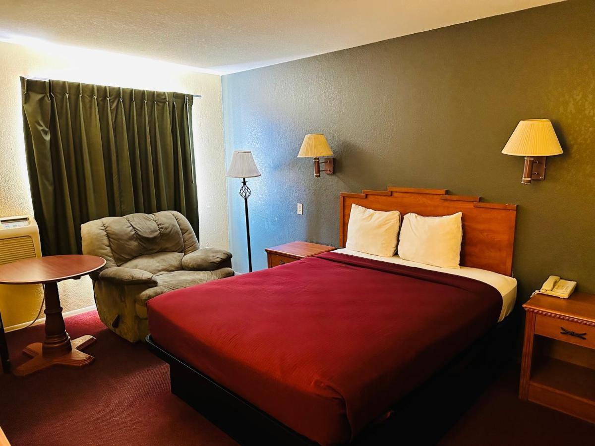 Rodeway Inn Winslow I-40 Екстер'єр фото